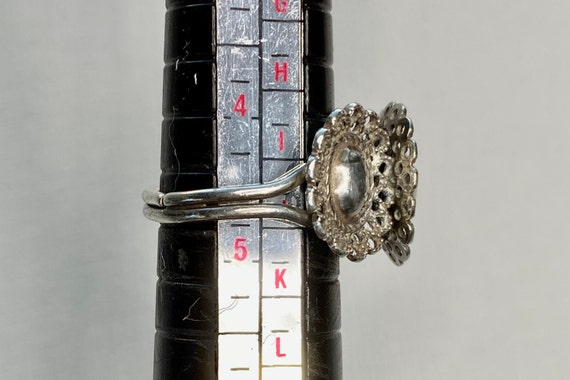 Sterling Silver Statement Ring Three Flowers Oval… - image 7