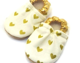 Gold Baby Girl Shoes, Girl Booties, Fabric Baby Shoes, Cloth Booties, Gold Heart Shoes, Baby Valentines Gift, Baby Girl Gift, Infant Shoes