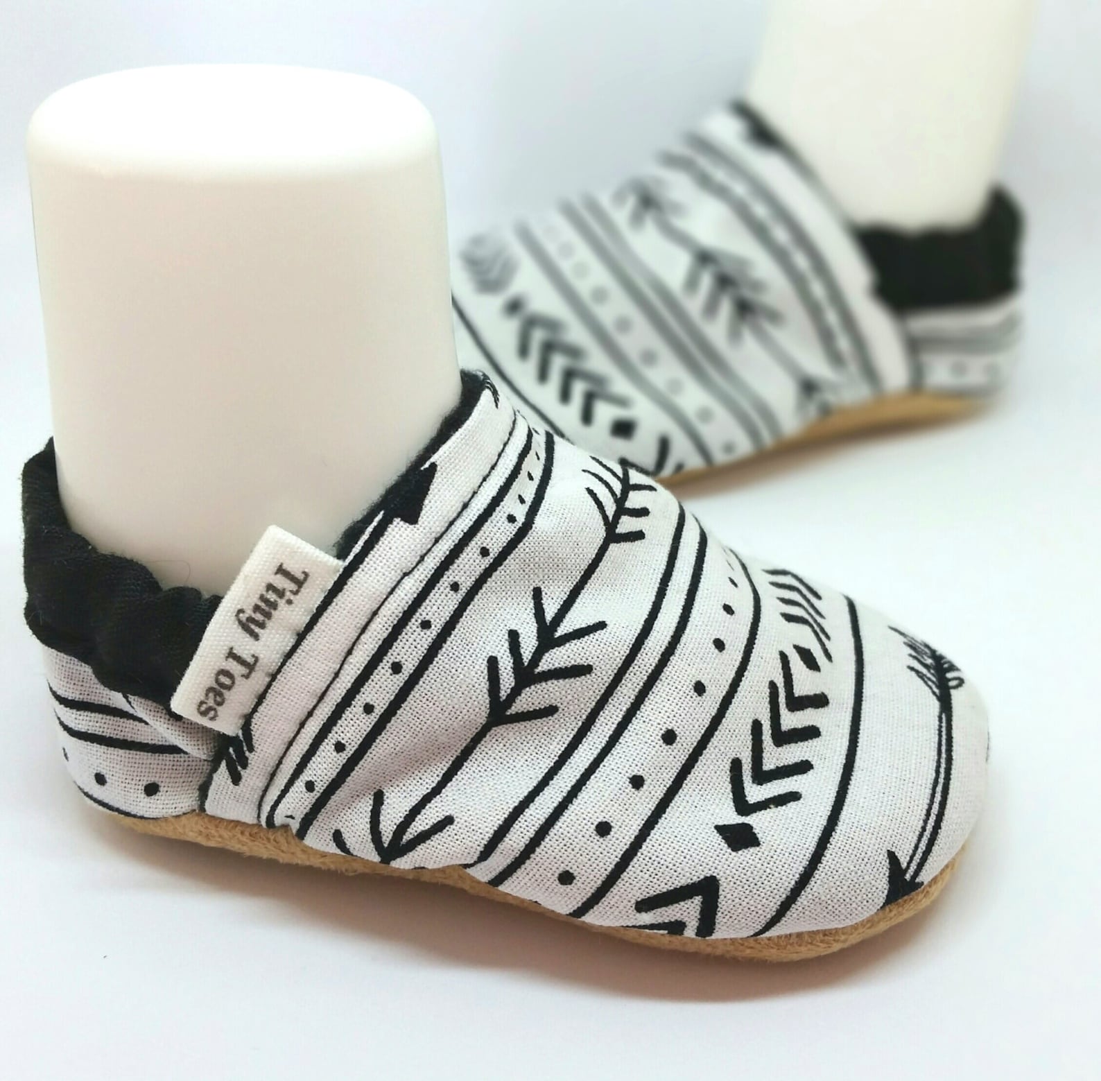 White and Black Baby Shoes Soft Sole Baby Booties Arrow Baby Etsy