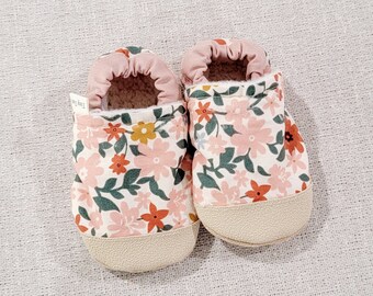 Floral baby shoes, soft sole booties, scooter booties, baby shoes, soft sole shoes, infant shoes, baby shower gift, baby girl booties, soft