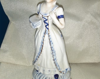 Vintage blue & white lady music box