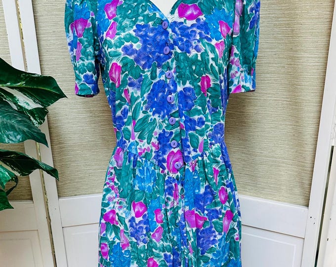 Vintage 80s dress, floral midi-length dress blue, pink, green, women's size 10 petite, Sweatheart neckline, puff sleeve dress, cottage core