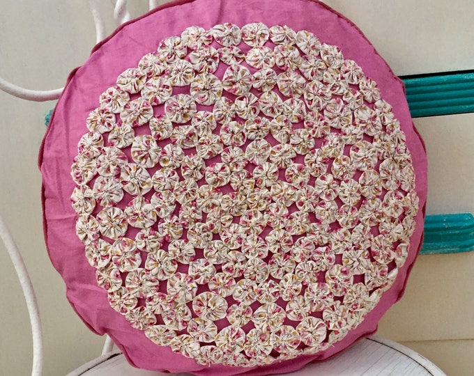 Vintage Mid Century Smocked Pillow, Vintage Pink Smocked Pillow, Vintage Throw Pillow, Vintage Decorative Pillow, Vintage Smocked Pillow