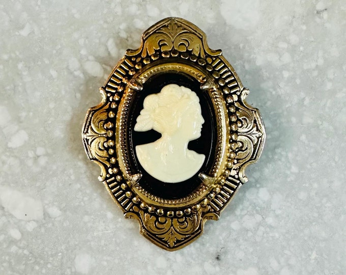 Vintage Cameo Brooch Gold Black Gold Tone Cameo Pin White on Black Victorian Lady Cameo Vintage Cameo Jewelry Costume Cameo Brooch