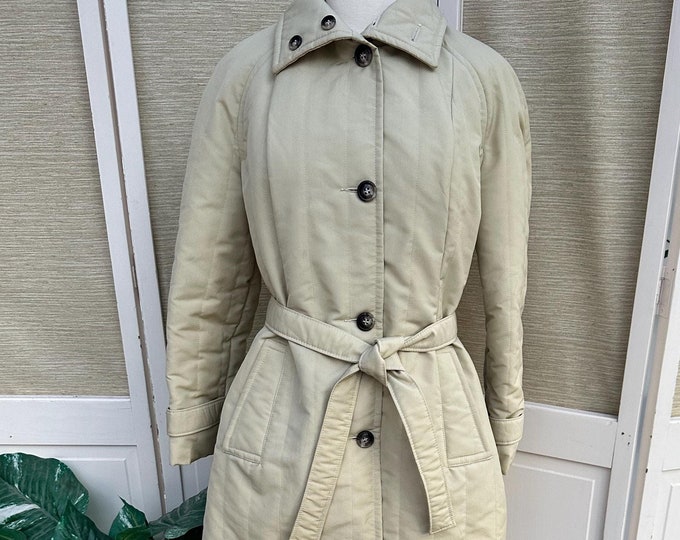 Vintage 70s Tan Quilted Coat White Bear of St. Paul Coat Women's Size Medium Insulated Winter Coat Belted Retro Style