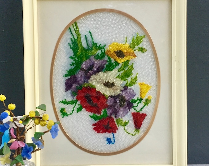 Vintage Floral Bead Art, Vintage Flower Bead Art, Vintage Floral Art, Vintage Original Artwork, Vintage Flower Bouquet Wall Decor