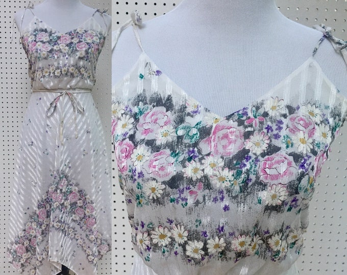 Vintage 1970s Dress, Women's Size XS, Vintage Summer Dress, Vintage Midi-Dress, Vintage White Floral Dress, Vintage Rose Pattern Dress