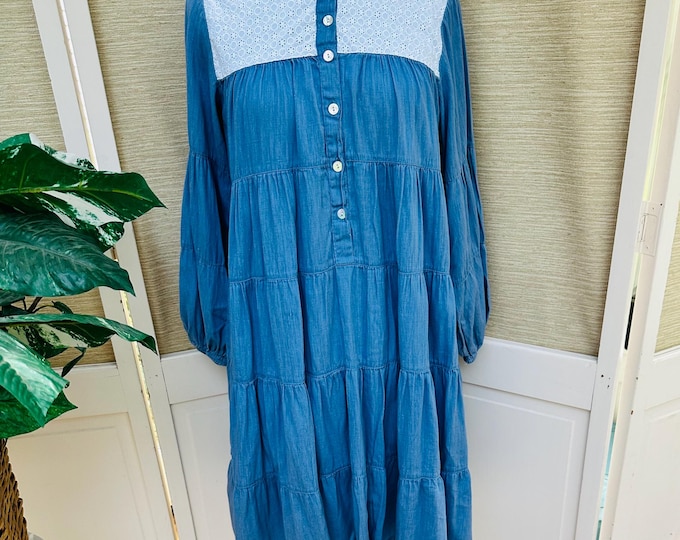 Vintage Boho Dress, Women's Size Medium, Chambray Midi Dress, Eyelet Lace Dress, Button-Up Tiered Dress, Loose Boho Dress, Vintage Bohemian