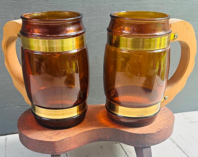 Vintage 1970s Siesta Ware Barrel Mugs, Set of Two, Vintage Amber Beer Mugs, 1970s Barware, Vintage Guys Gift, Vintage Bar Glasses, 70s Mugs