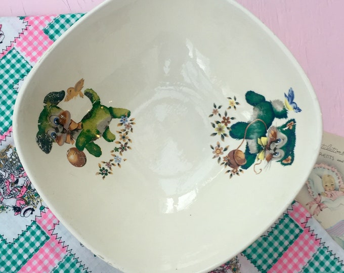 Vintage 1950s Kitschy Animal Bowl, Vintage Nursery Decor, Vintage Nursery Puppy Decor, Vintage Nursery Kitten Decor, Vintage Baby Gift