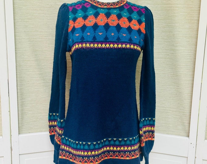 Vintage 70s Sweater Women's Size Medium Organically Grown Brand Tunic Style Sweater Navy Patterned Sweater 1970s Women's Sweater Navy Orange