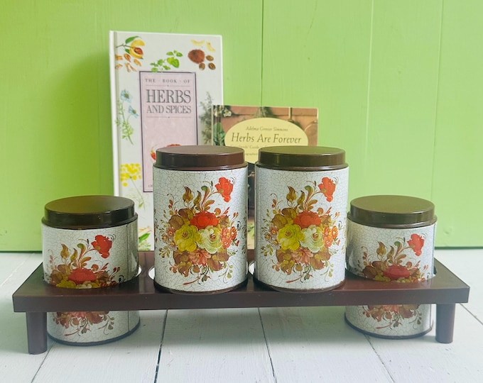 Vintage 1970s Tin Spice Jars with Display Rack, Set of Four, Retro Spice Jars with Rack, Botanical Tin Jars, 70s Spice Rack, Spice Canisters