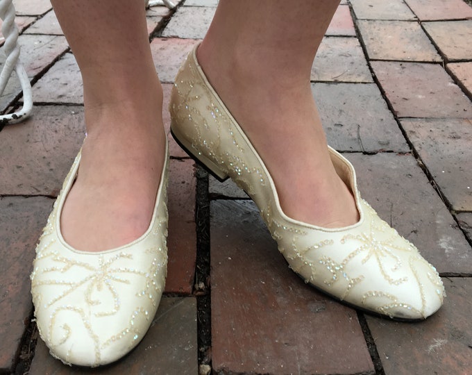 Vintage Caparros Wedding Flats, Women's Size 7, Ivory Ballet Flats, Vintage Bride's Shoes, Vintage Bride's Flats, Women's Wedding Shoes