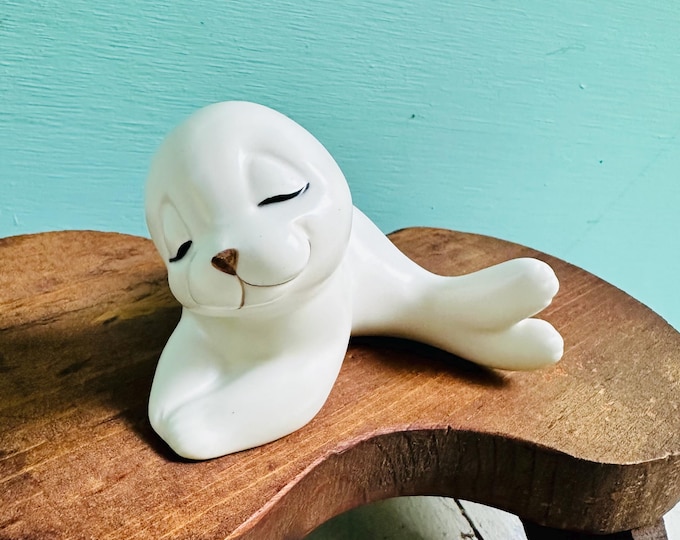 Vintage Oxford White Seal Figurine Ceramic Arctic Animal Coastal Beach Cottage Decor Mid Century Japan Ocean Decor