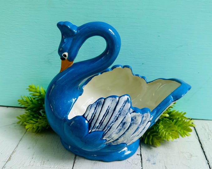 Vintage Blue Swan Planter 1978 Ceramic Swan Vase Coastal Cottage Decor Hollywood Regency Cachepot Bird Planter Centerpiece