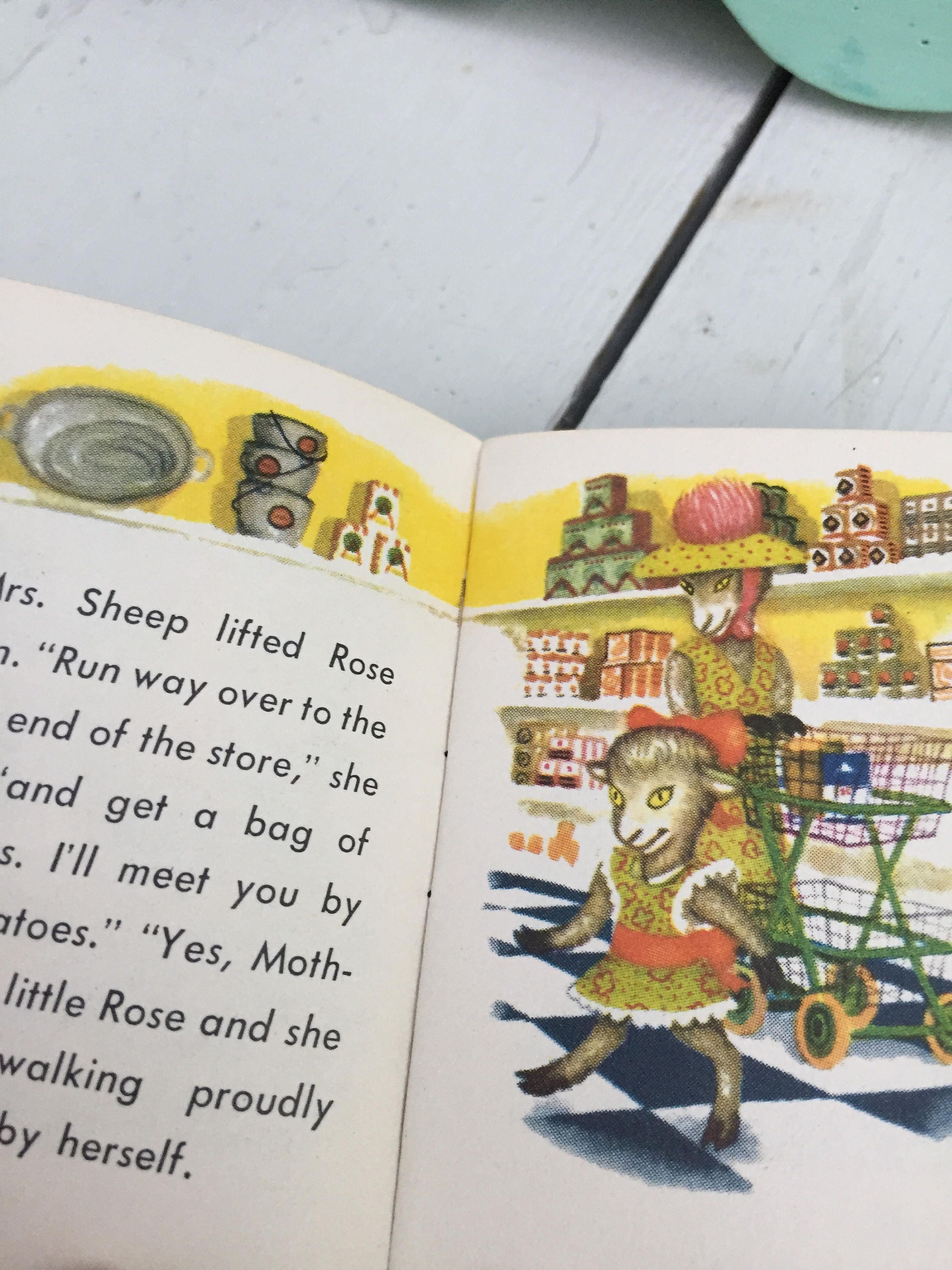 Vintage 1940s Tiny Golden Books, Set of Four, 1940s Miniature Children