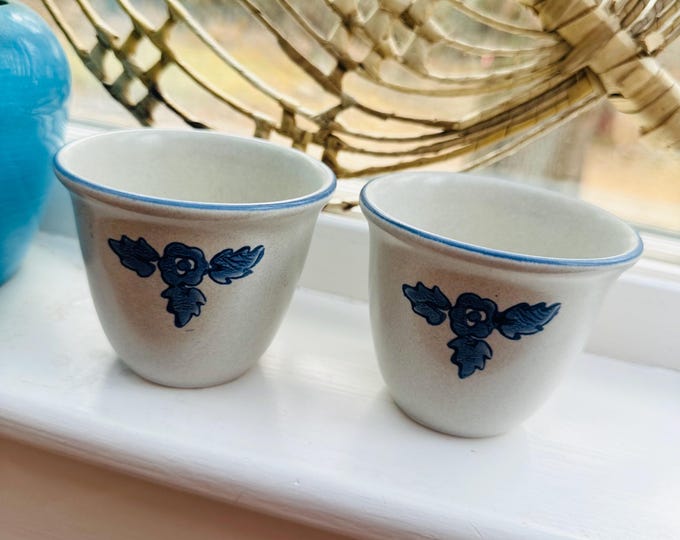 Vintage Pfaltzgraff Yorktowne Ramekins Custard Cups Set of Two Stoneware Cups Blue and Ivory Floral Boho Small Pots Tea Cups
