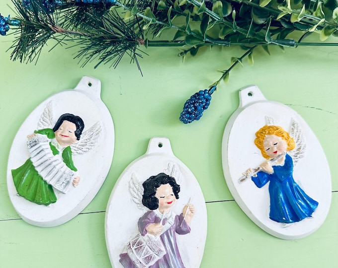 Vintage MCM Christmas Ornament Trio Ceramic Christmas Angel Ornaments Oval Angels 1960s Retro Angel Ornaments Vintage Xmas Tree Decor