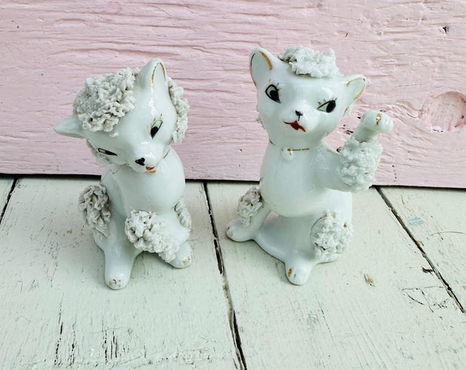 Vintage Mid Century Spaghetti Cats Pair Japan 1950s White Cat Figurines MCM Kitten Decor