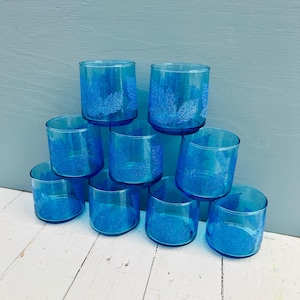 Vintage Anchor Hocking Juice Glasses Blue Leaf Pattern Set of Nine Small MCM Drinking Glasses Retro Glassware Mid Century Barware