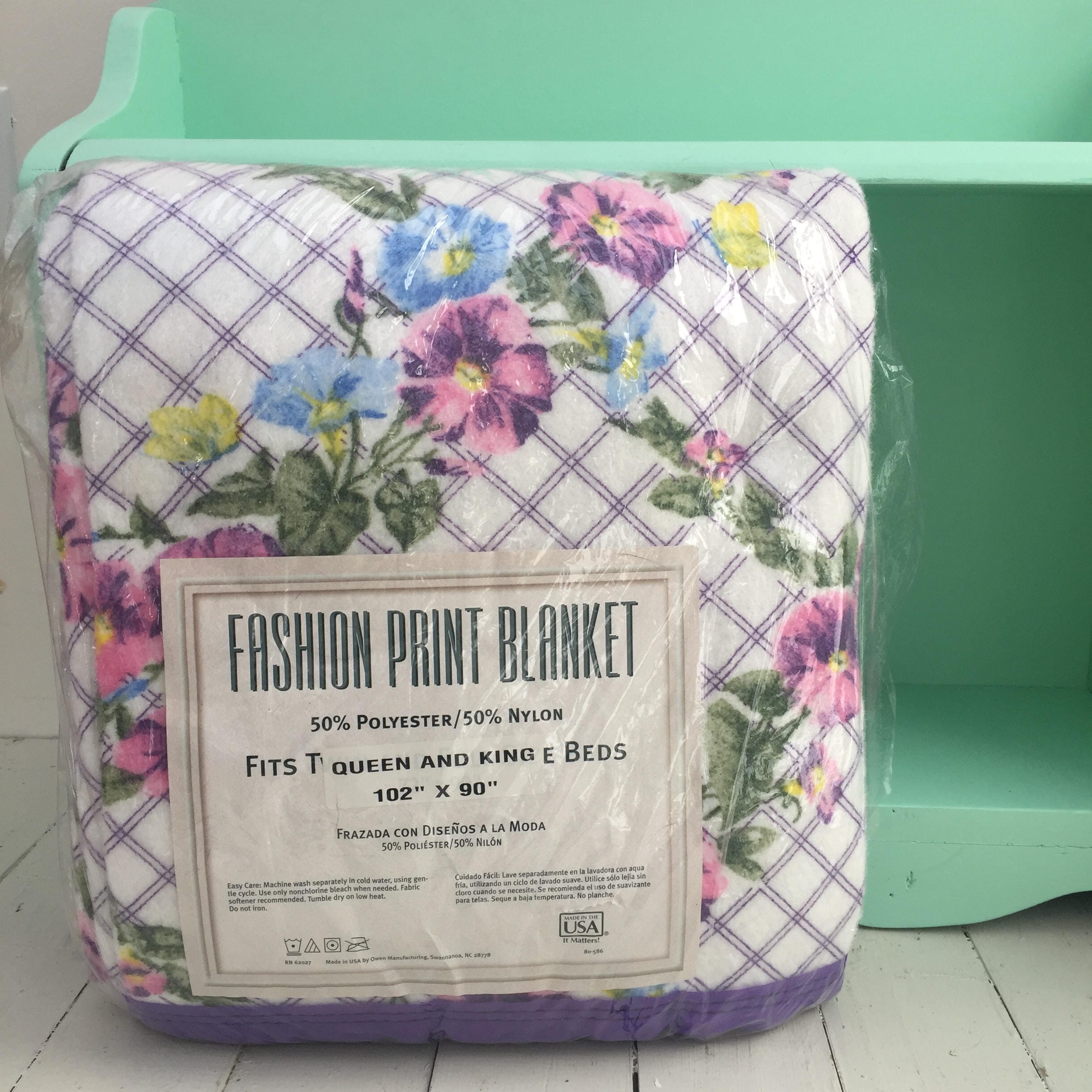 Vintage NOS Floral Blanket, Vintage Floral Blanket, Vintage Queen Size Blanket, Vintage King