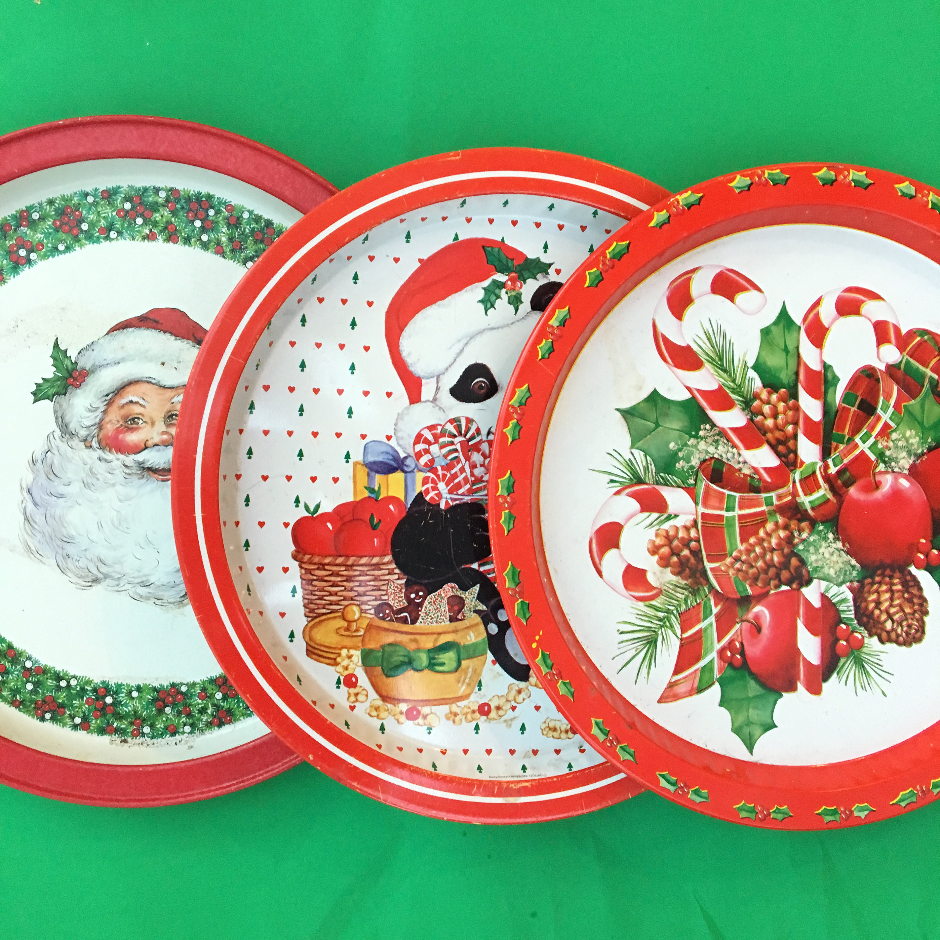 Vintage Christmas Tin Trays, Set of Three, Tin Christmas Tray