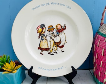 Vintage 1976 Holly Hobbie plate, Holly Hobbie collectible plate freedom series, 4th of July, 1970s Doll