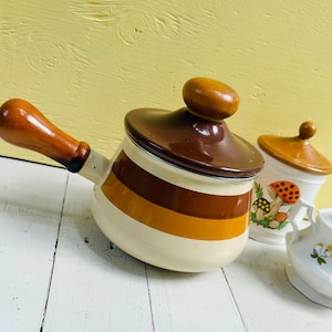 Vintage 1960s Levcoware Fondue Pot, Vintage Enamel Pot, Retro Kitchenware, Brown Striped Pot, Retro Pots and Pans, MCM Pot, 60s Dining