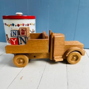 Vintage Wooden Toy Truck Wooden Semi-Truck Transportation Toys Wooden Children&#39;s Toys Handmade Truck Wooden Car Toy