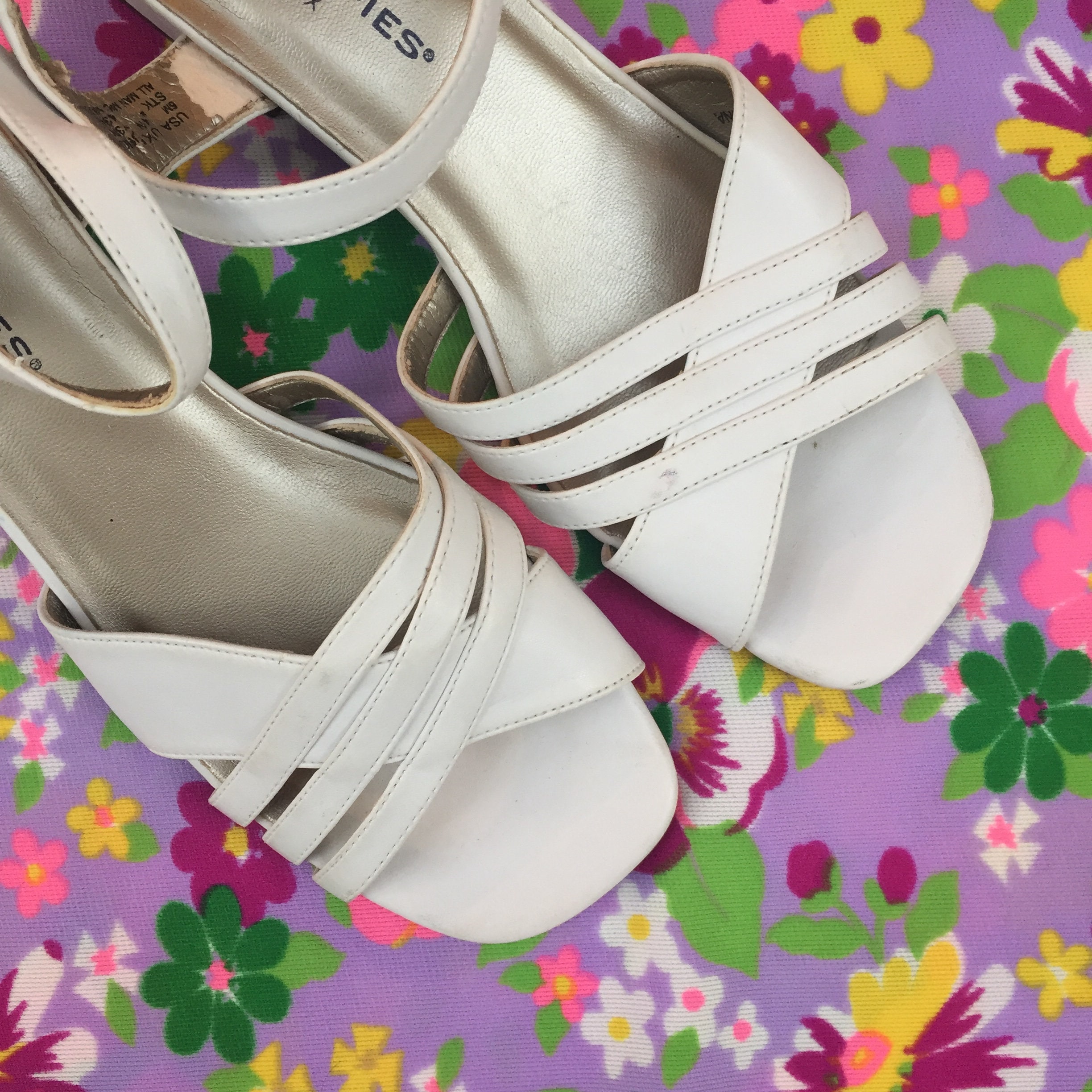 Vintage Hush Puppies Sandals, Women's Size 6, Vintage White Sandals