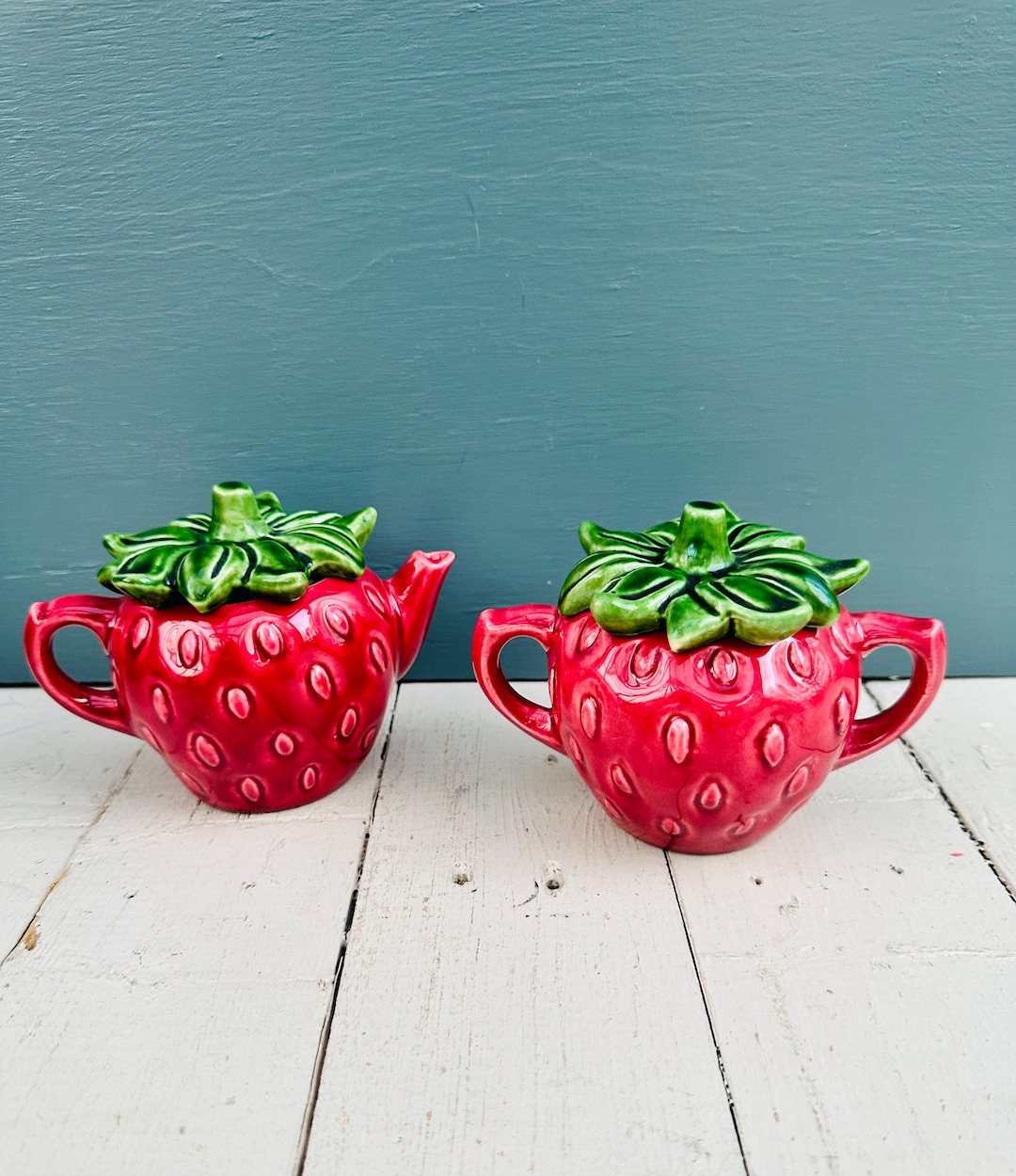 vintage-cemar-california-pottery-strawberry-sugar-and-creamer-set