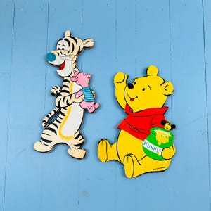 Vintage 1960s Winnie the Pooh Tigger Wall Pin-Ups Grosso Papelão Decoração de Parede Pooh Decoração de Berçário Tigrão Leitão Quarto de Bebê Disney Pendurado na Parede