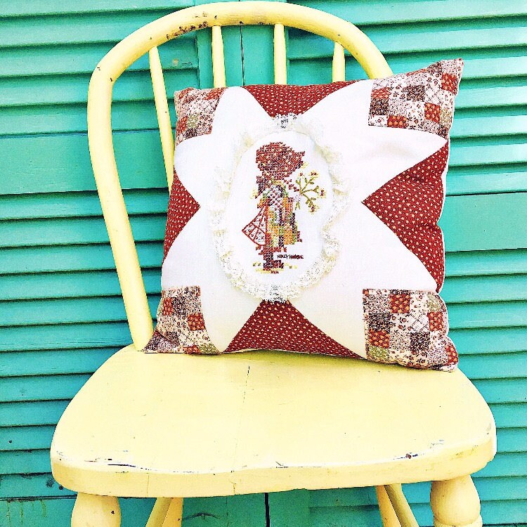 Vintage 1970s Holly Hobbie Needlepoint Pillow, Holly Hobbie Pillow