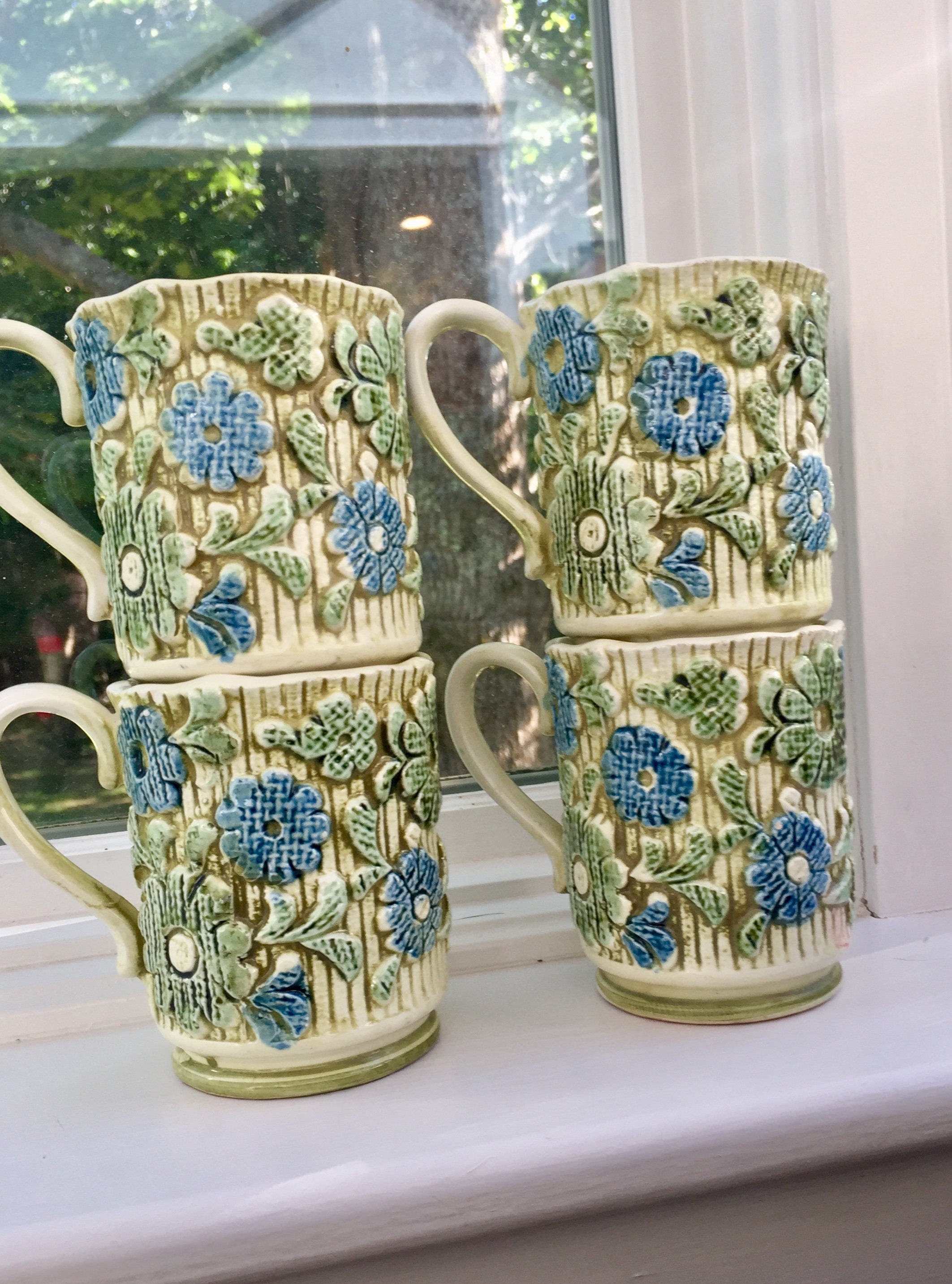 Vintage 1960s Flower Power Mugs, Set of Four, Vintage Floral Coffee Mugs