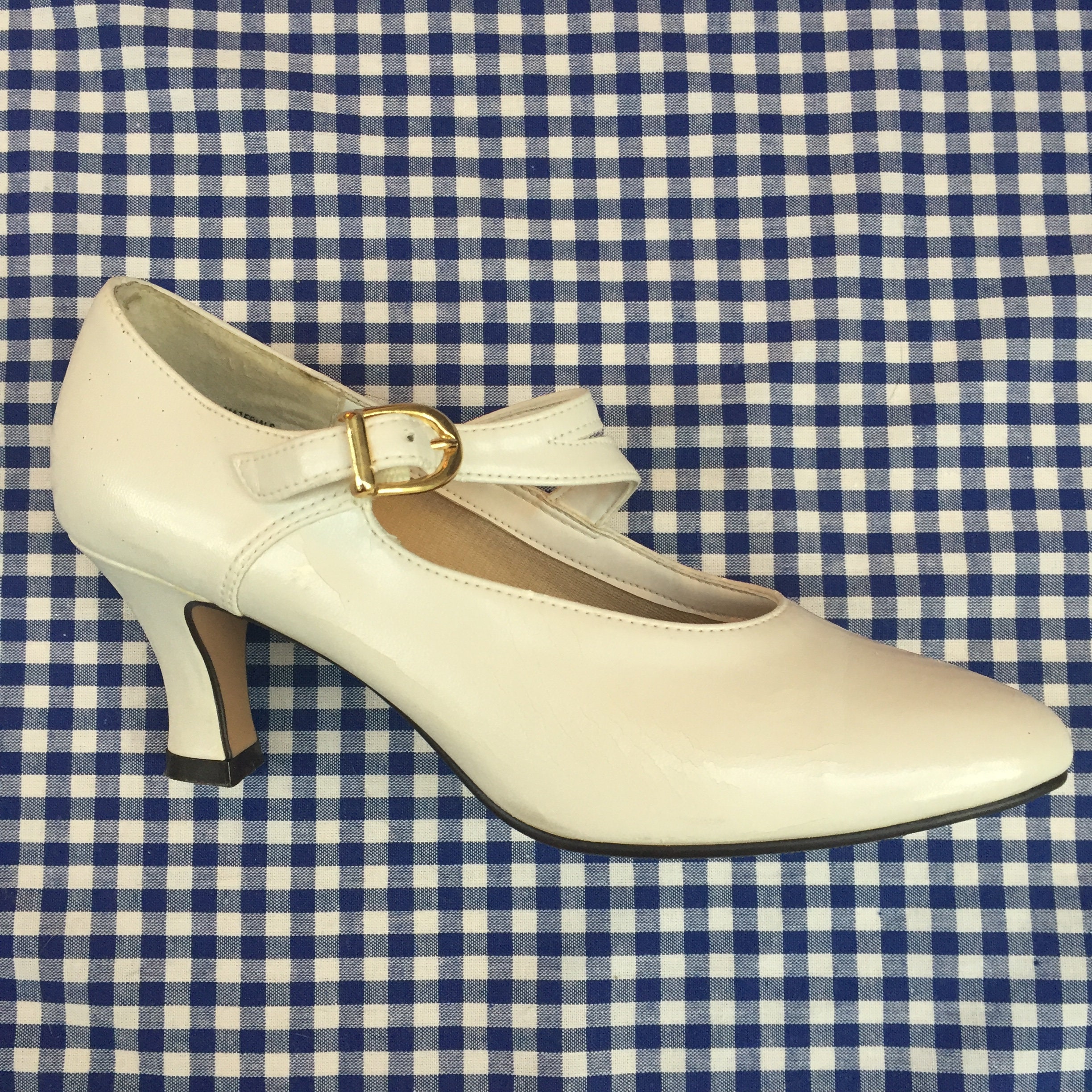 vintage wedding pumps