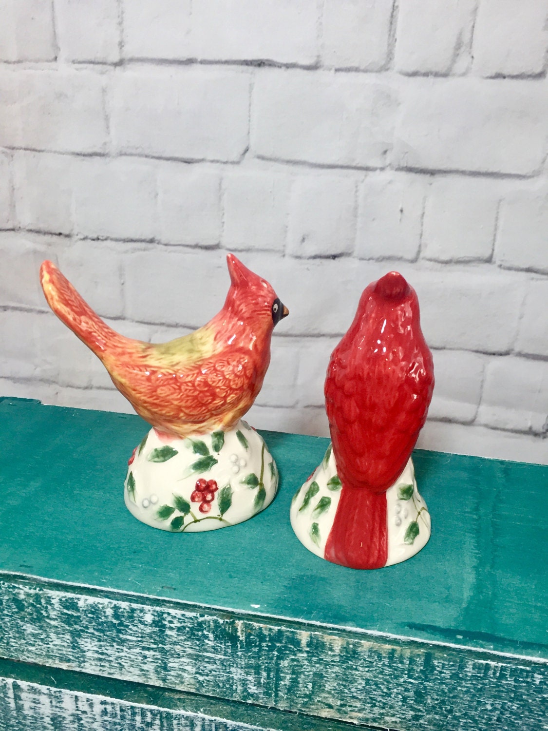 Vintage Cardinal Birds Salt and Pepper Shakers, Pfaltzgraff Salt and