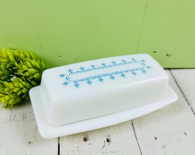 Vintage Pyrex Butter Dish, Snowflake Garland Pattern, Pyrex Dinnerware, Mid Century Dishes, Vintage Kitchen Accessories