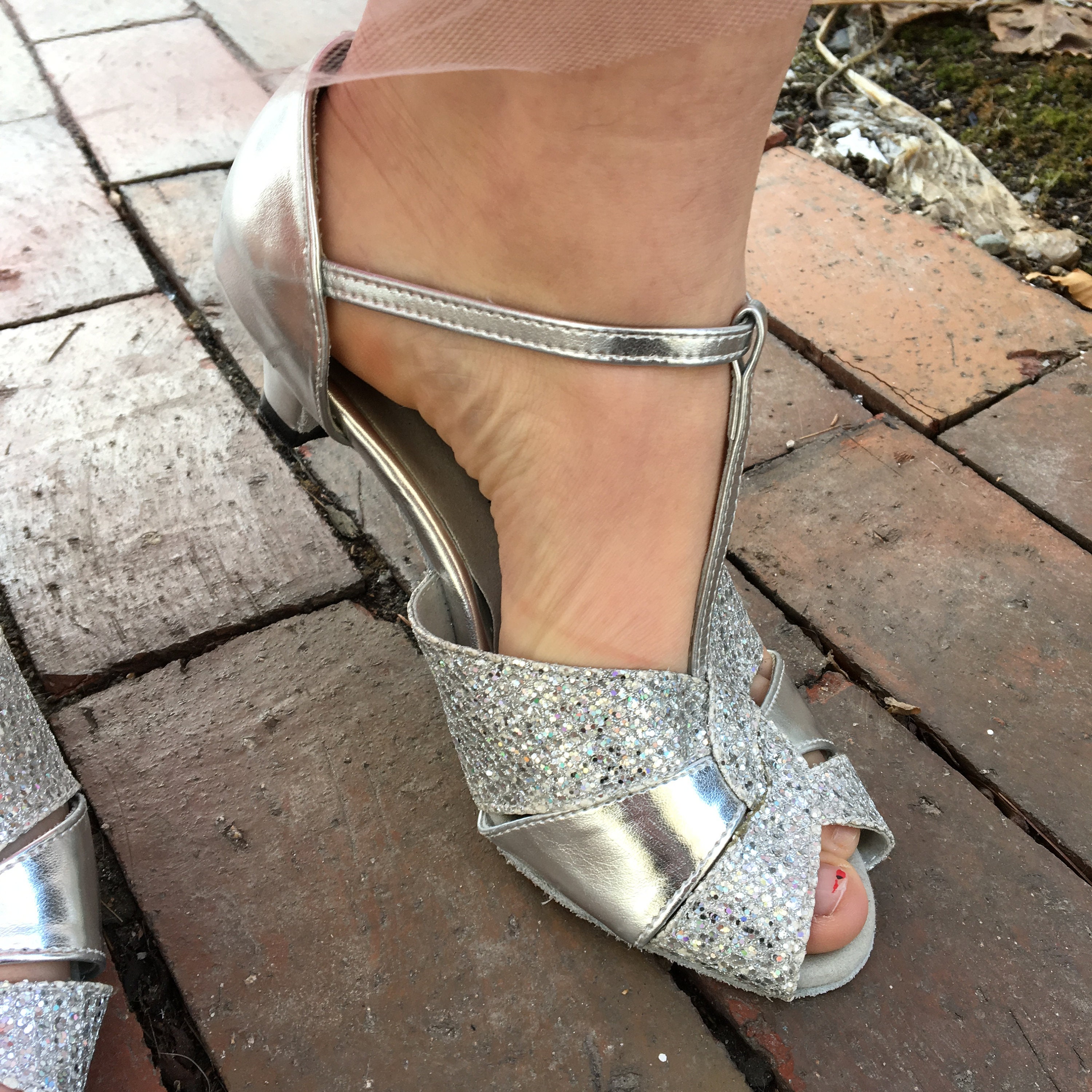 silver heels size 6.5