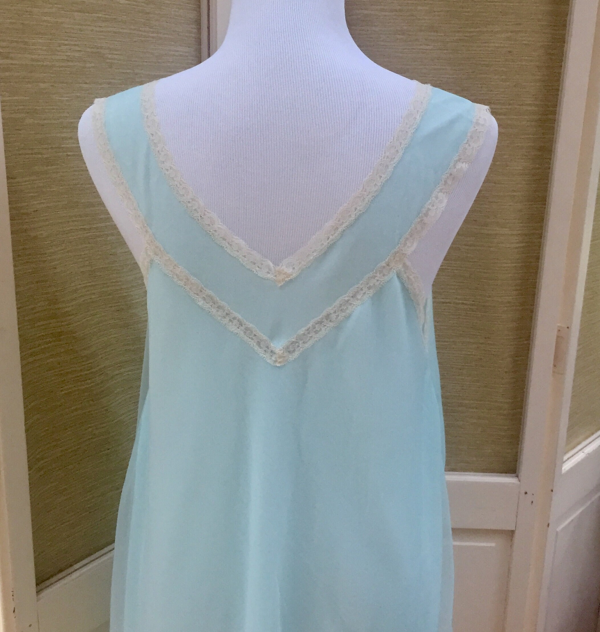 Vintage Hollywood Vassarette Nightgown, Vintage 1960s Nightgown, Vintage Blue Nightgown, Vintage