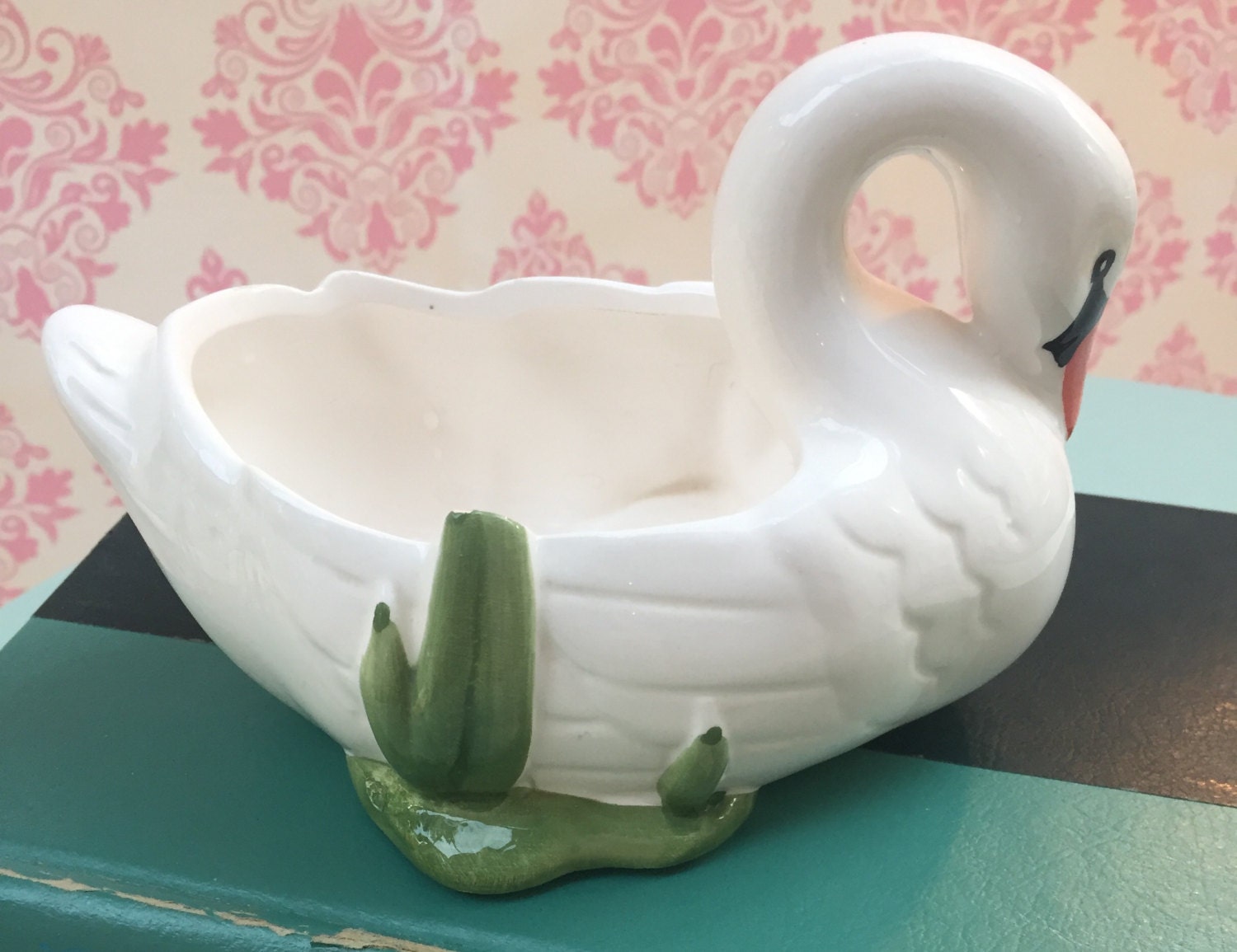 Vintage Swan Figurine, White Swan Planter, Vintage Bird Decor, Swan