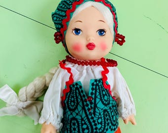 ヴィンテージ ロシア民芸人形 金髪三つ編み ソビエト時代の人形 民族