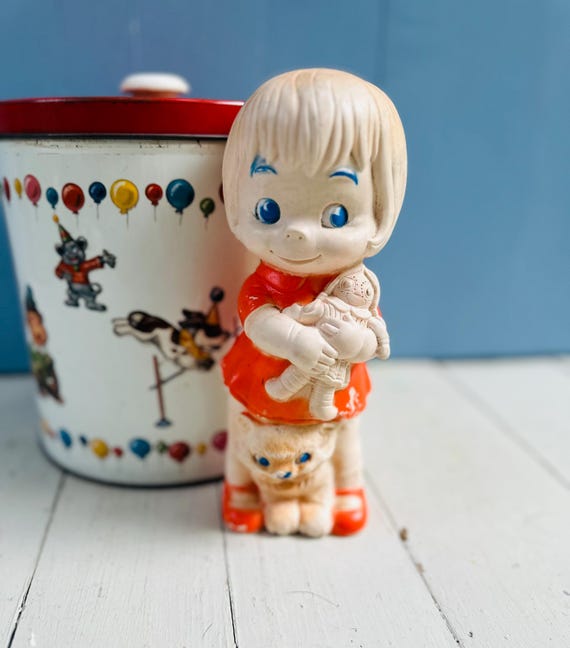 ヴィンテージ 1968年製 ゴム製スクイーカーおもちゃ 女の子と人形 子猫 