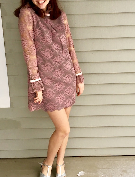 Vintage 1950s Mini Dress, Vintage Shift Dress, Women's Size Small, Lavender  Lace Dress, Vintage Bell Sleeve Dress, Retro Mini Dress - Etsy