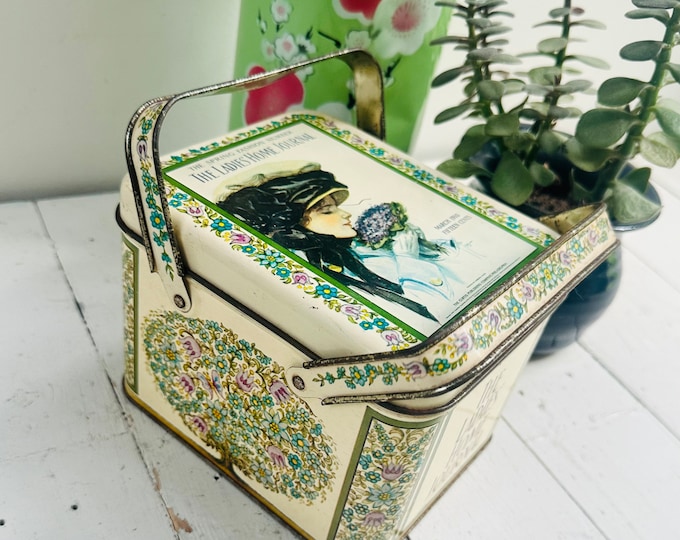 Vintage Ladies Home Journal Basket Tin, Vintage Tin, Basket Tin, Vintage Storage, Vintage French Country Decor, Cottage Core Home Decor