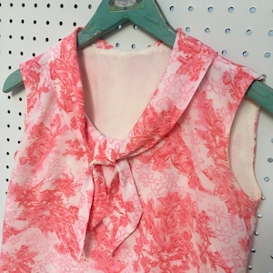 Vintage 1960s Top, Women&#39;s Size Small, Retro Top, 1960s Summer Top, Vintage Blouse, 1960s Blouse, Vintage Tie Collar Blouse