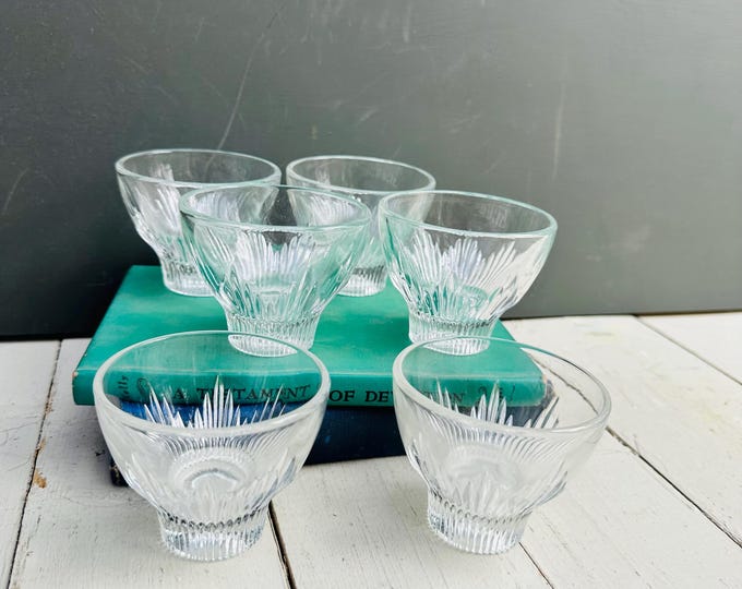 Vintage Mid Century Set of Six Dessert Condiment Bowls, European Cut Glass with Fan Patterns