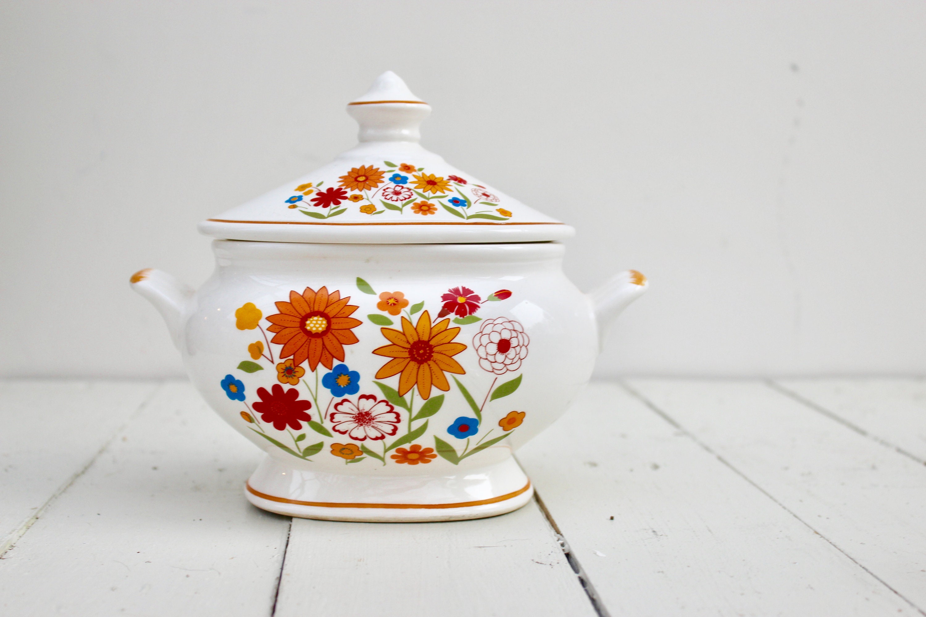 Vintage 1970s Condiment Boat, Retro Sauce Dish, Vintage Gravy Boat