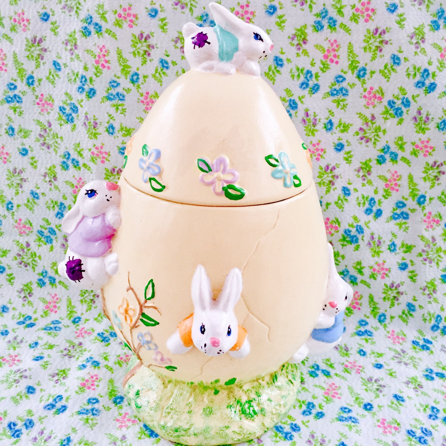 Vintage Ceramic Easter Egg Cookie Jar, Vintage Easter Candy Dish