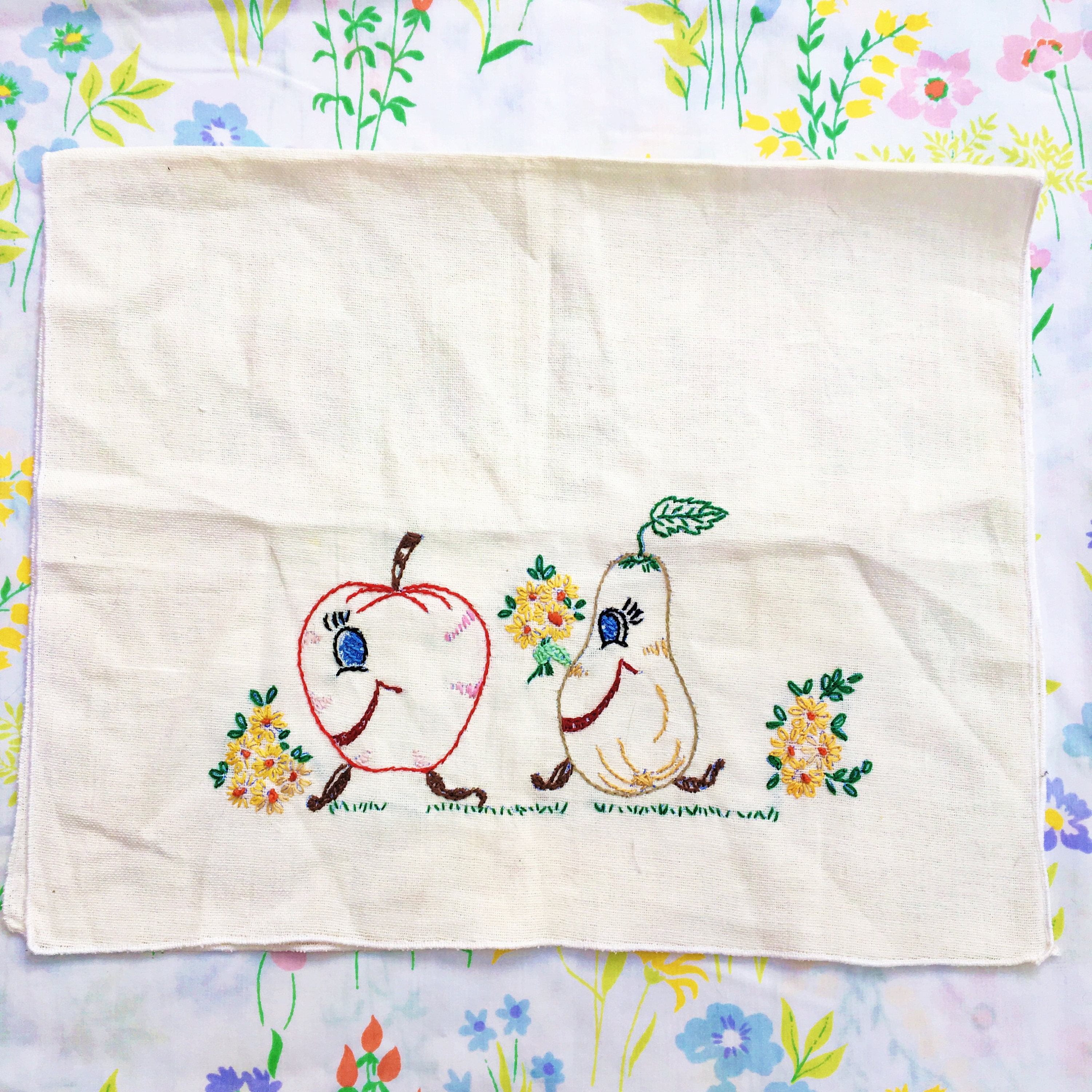 Vintage Embroidered Tea Towel, Kitschy Kitchen Decor, Vintage