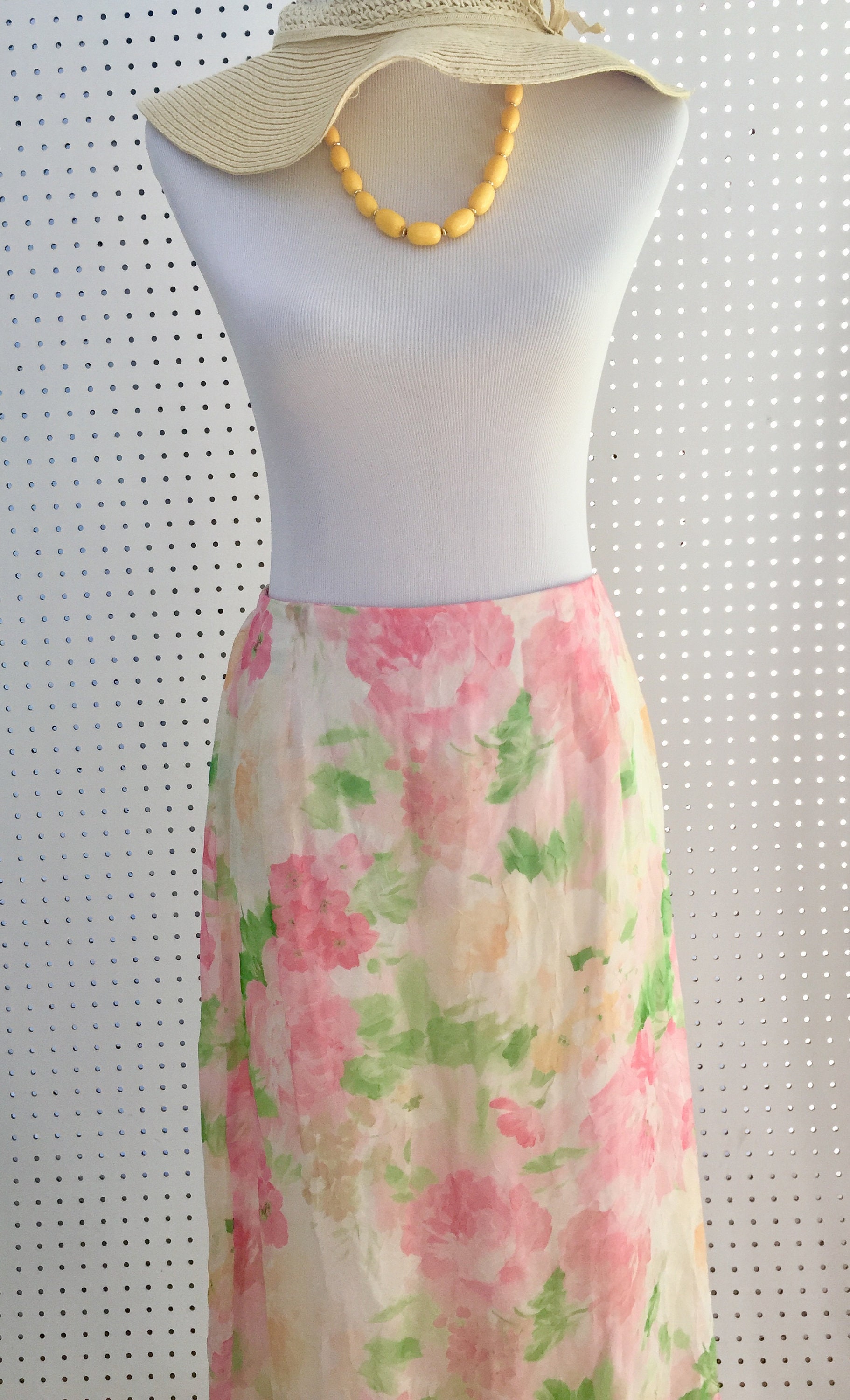 Vintage Pastel Floral Print Women's Skirt
